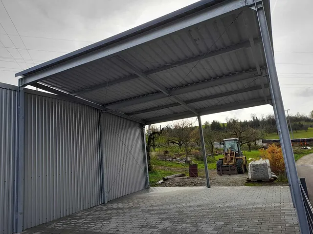 Carport-Halle